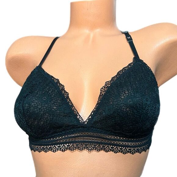 Victoria’s Secret Floral Lace Racerback Unlined bralette bra Black Medium - Picture 5 of 6